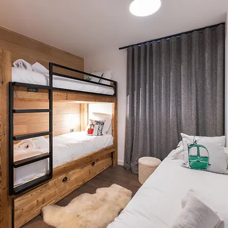 Apartment Raffine A Moriond Pour 8 Personnes, Proche Pistes Et Commerces - Fr-1-563-148